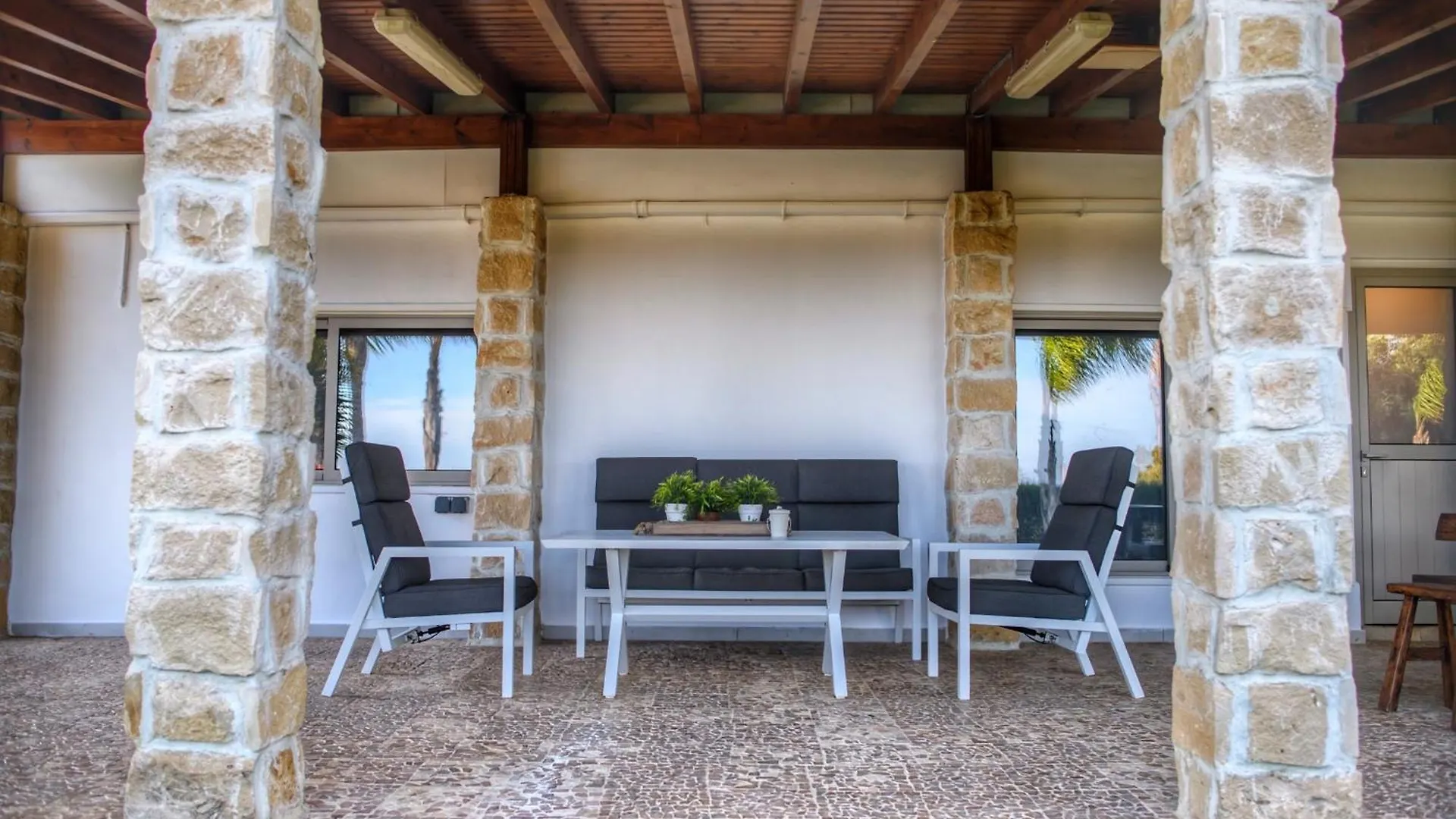 Holiday home Oasis By The Sea - Cyprus Villa Larnaca