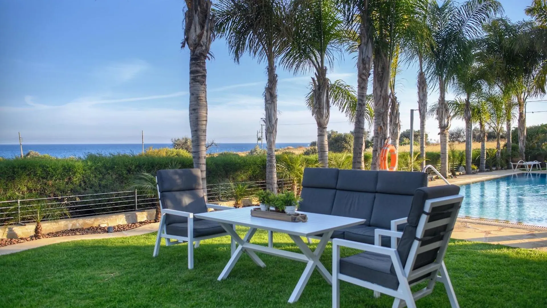Holiday home Oasis By The Sea - Cyprus Villa Larnaca